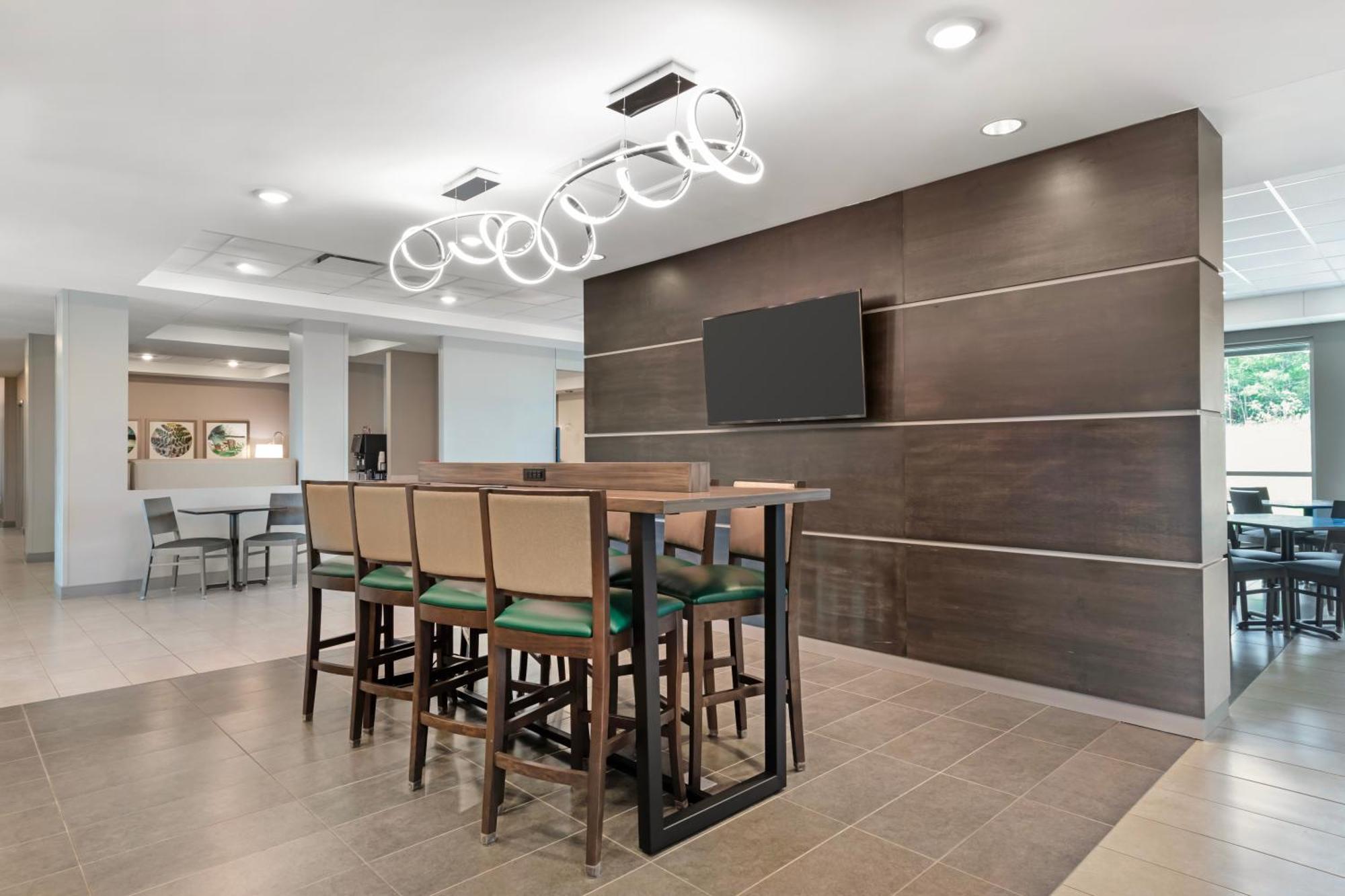 Western Mn Hotel 3*